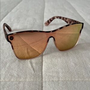 Blenders Tortoiseshell Gold Sunglasses